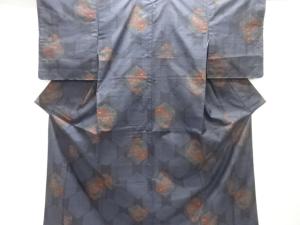 亀甲に牡丹模様織り出し本場泥大島紬着物(5マルキ)